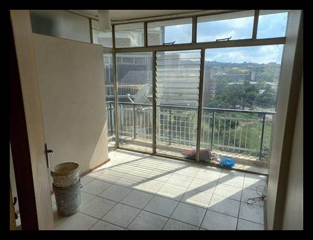 3 BEDROOM APARTMENT FOR SALE IN SUNNYSIDE